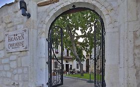 Heaven Cave House - Razziya Evi